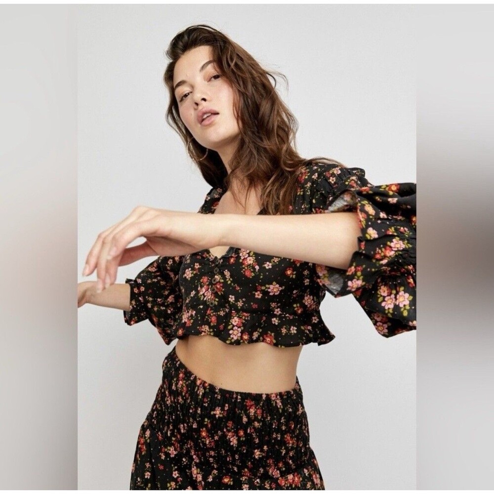Free People Womans Secret Garden Blouse Crop Top Size XS Floral Print Casual
